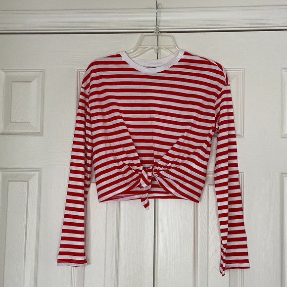 Tie-front crop shirt from Divided - Picture 6 of 11